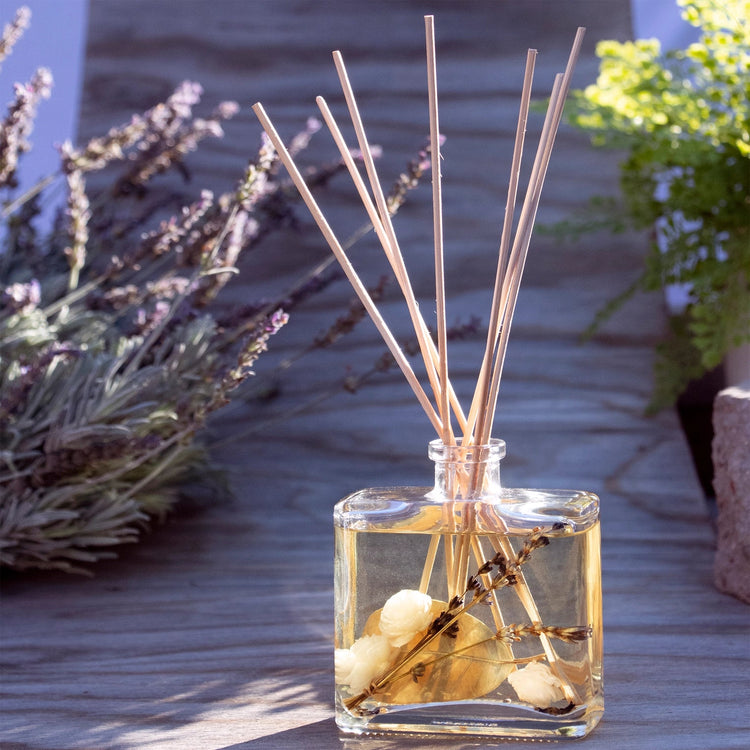 Amber Lavender Botanical Reed Diffuser - Saltbox Sash