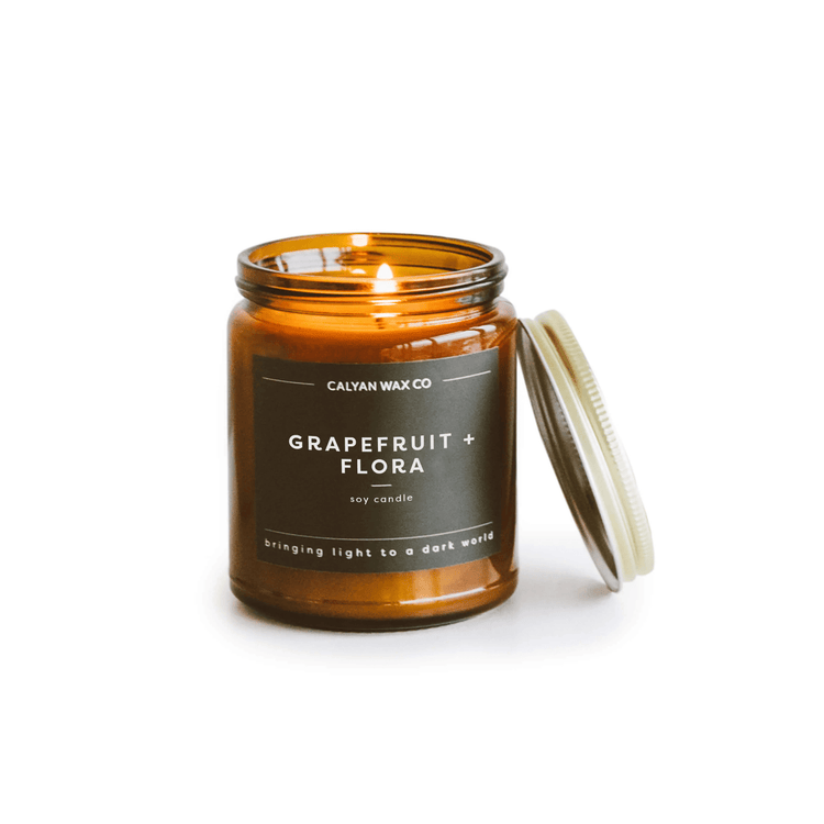 Grapefruit Flora Soy Candle - Saltbox Sash