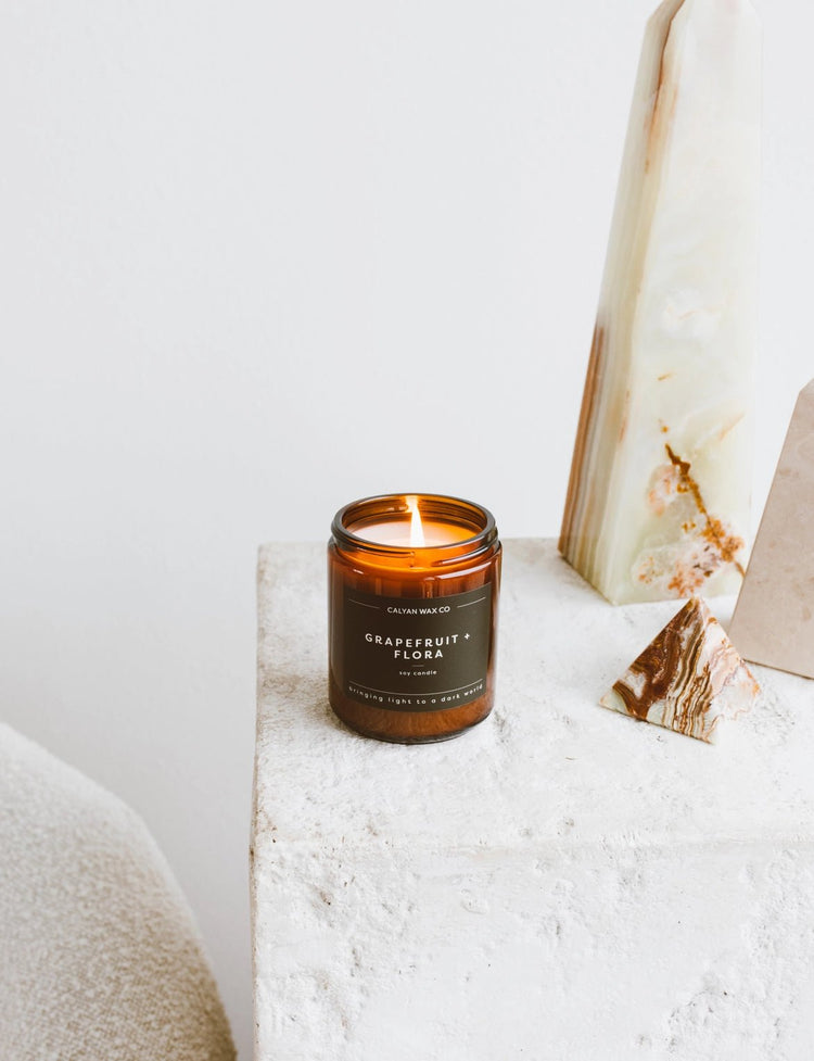 Grapefruit Flora Soy Candle - Saltbox Sash