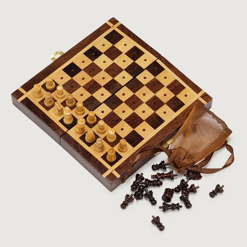 Shesham Travel Chess Set - Saltbox Sash