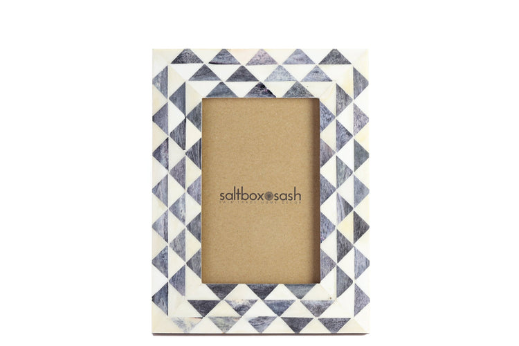 Varuna Gray & White Picture Frame - 5x7 - Saltbox Sash